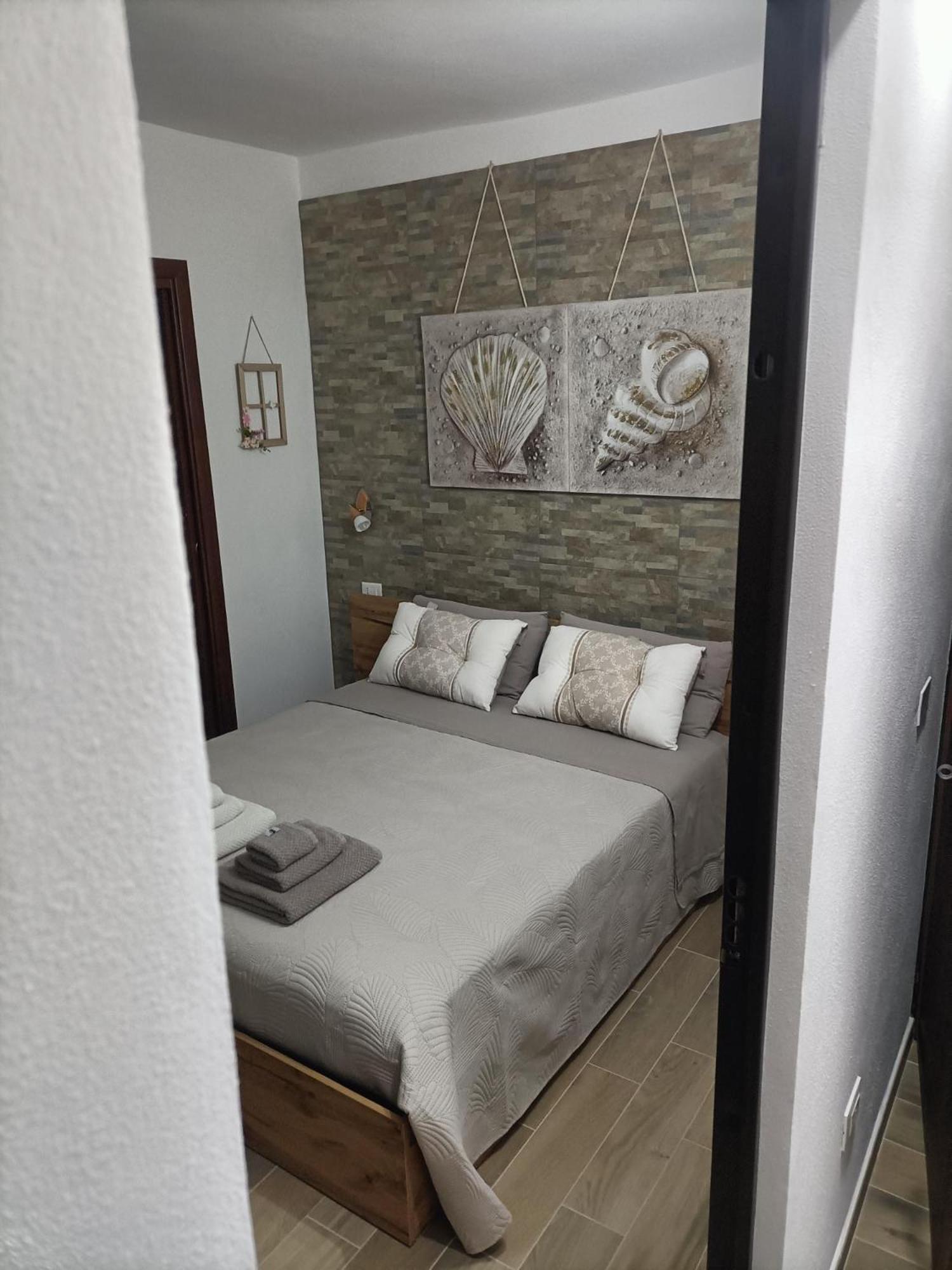 Bed And Breakfast Raggio Di Sole Iglesias Zewnętrze zdjęcie