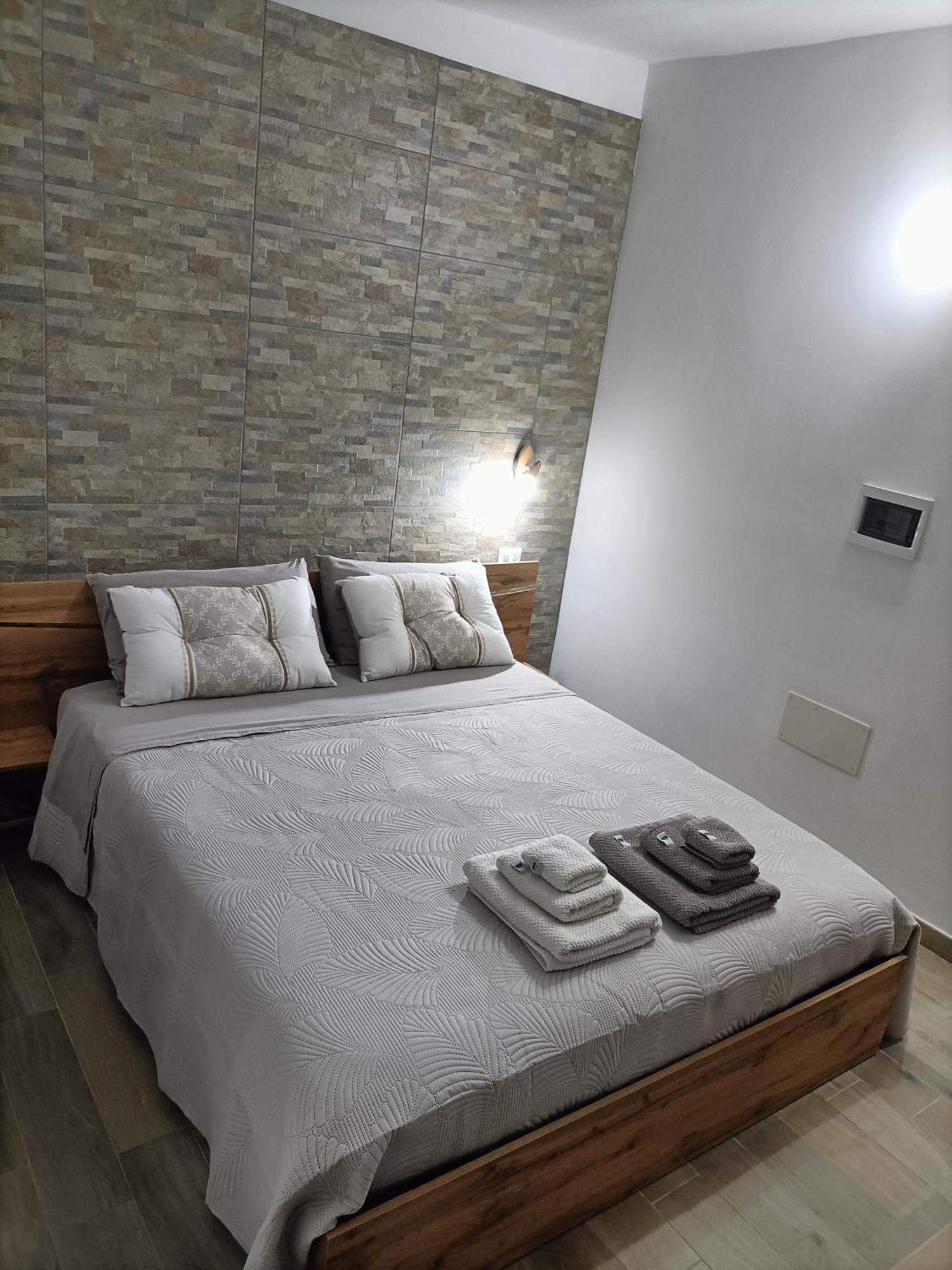 Bed And Breakfast Raggio Di Sole Iglesias Zewnętrze zdjęcie